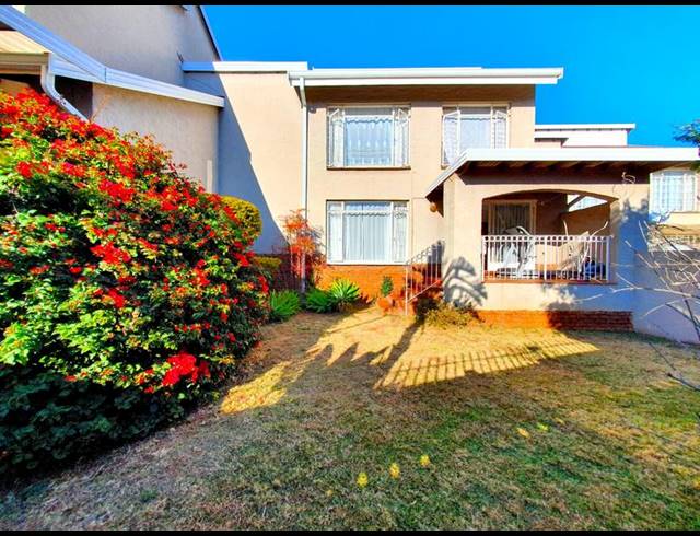 3 BEDROOM TOWNHOUSE FOR SALE IN WONDERBOOM